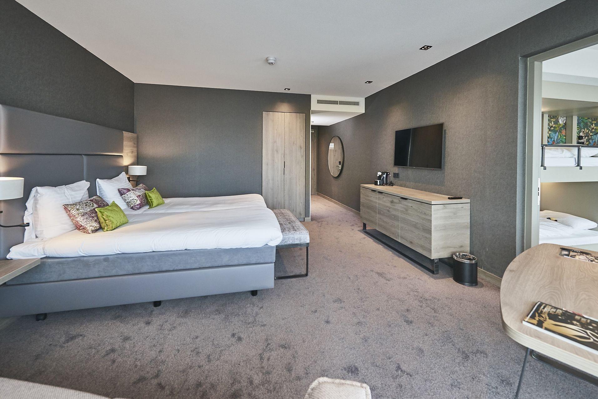 Van Der Valk Hotel ลีวาร์เดิน ภายนอก รูปภาพ
