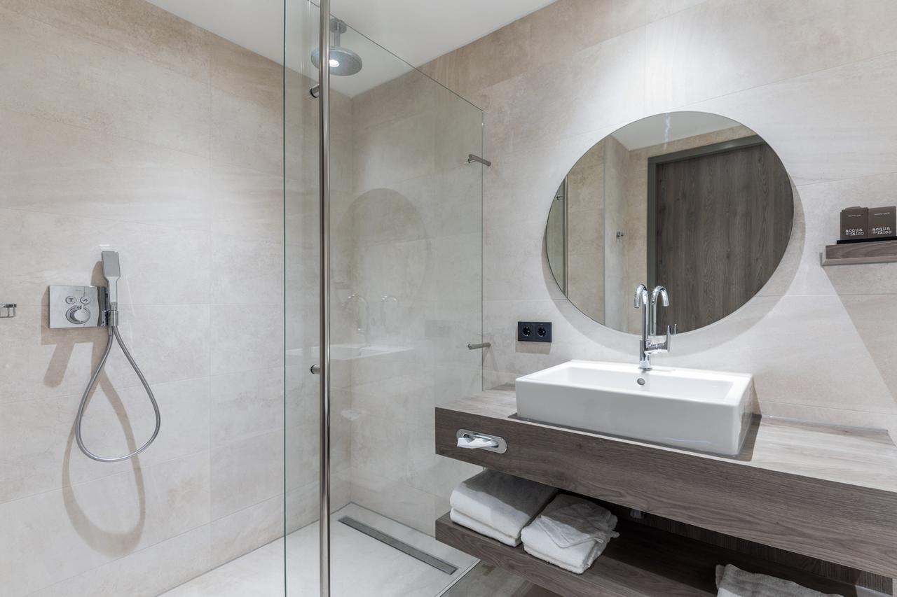 Van Der Valk Hotel ลีวาร์เดิน ภายนอก รูปภาพ